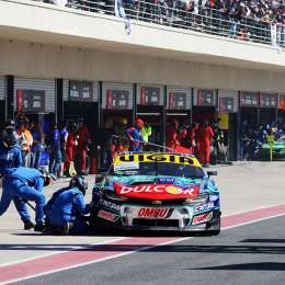 TC: lo que no se vio de las detenciones en boxes del "Desafío de los Estrellas"