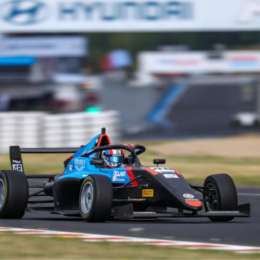 El joven argentino que podría dejar la F4 Española y tendría 3 categorías europeas en el horizonte