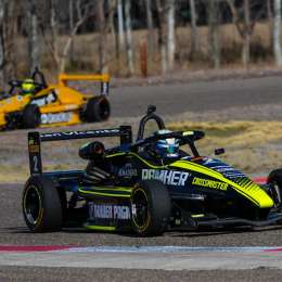 Julián Ramos: sus padres no lo dejaban correr y hoy brilla en la Fórmula Nacional