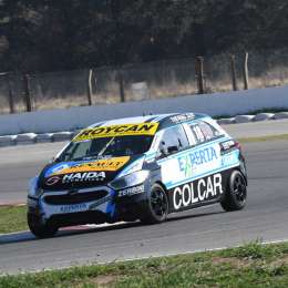 Turismo Pista: Matías Canapino quedó a las puertas del triunfo en su serie de la Clase 3 en Río Cuarto
