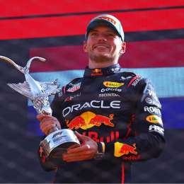 F1: ¡A sus pies! Los tifosis vitorearon a Verstappen tras su triunfo en Monza