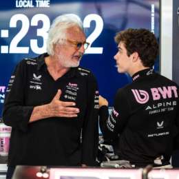 F1: Briatore terminó con el misterio del segundo piloto de Alpine 2026: "Es entre Colapinto y Aron"