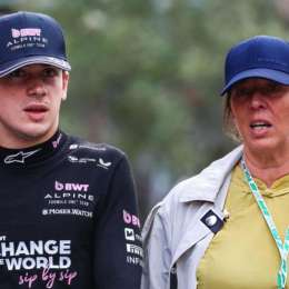 F1: ¡El apoyo siempre firme! María Catarineu, junto a Colapinto tras el golpe en la clasificación en Bakú