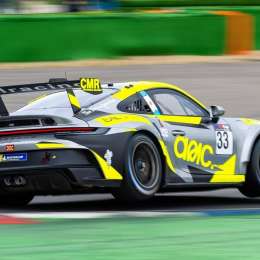 GT Cup Europe: Viel Bugliotti cerró su gran sábado en Barcelona con un podio en la primera final