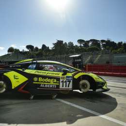 GT Italiano: Franco Girolami y "Nano" López tuvieron un domingo para el olvido en Imola