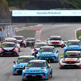TCR World Tour: Guerrieri quedó a un paso del podio en la Carrera 2 en Corea del Sur
