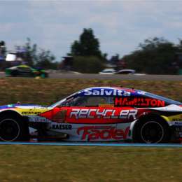 TC: ¡Inédito! Le propuso matrimonio a su pareja en el Mustang de Werner