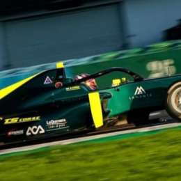 ¡Argentina campeón! Nano López se consagró en la Fórmula del Ultimate Cup Series de Europa