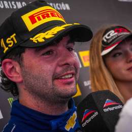 Morillo tras lograr su 1er triunfo en el TC2000: "La verdad que no lo puedo creer"