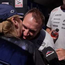 TC: “Sos una buena persona”, el emotivo momento de Werner con una fanática de Chevrolet en Toay