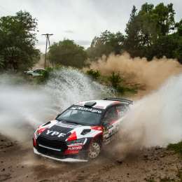 Rally Argentino: Federico Villagra sigue al frente en Mina Clavero