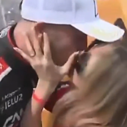 TC: el festejo de Josefina Di Palma en el podio tras la consagración de Canapino en La Plata