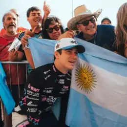 El joven campeón que conoce el lado B de Colapinto: de verlo correr a compartir un partido de pádel
