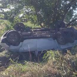 Le ofrecieron un mate mientras manejaba, perdió el control de su auto y murió luego de volcar en la Ruta 6