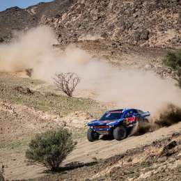 Dakar 2026: ¡Penalizado! Carlos Sainz recibió una recarga de diez segundos ¿Qué pasó?