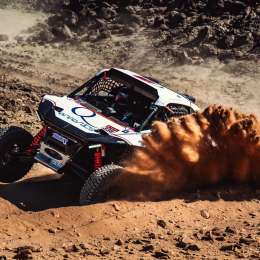 Dakar 2026: ¡Chile y Argentina en lo más alto! Del Río y Jacomy ganaron la Etapa 2 en Challenger; Zille sigue al frente de la general