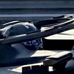 Cadillac dio su primer paso en la F1: debut en pista del auto 2026 en Silverstone