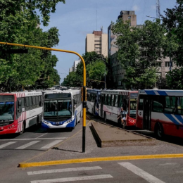 Paro de colectivos: reunión clave en la Secretaría de Trabajo