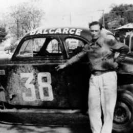 Una hazaña olvidada del TC: Fangio ganó una carrera enfermo y terminó internado