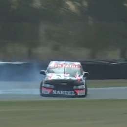 TC Pick Up: Canapino fue por Azar y un trompo le frustró la chance de victoria en la serie