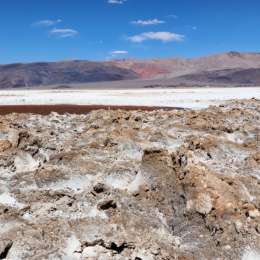 Litio, baterías y geopolítica: quién captura el valor en el “Triángulo del Litio”