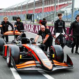 F2: Varrone y su sorpresa tras liderar la final en Australia: “Fue raro salir primero después de la parada en boxes”