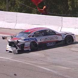 Top Race: ¡Atención! Fortísimo golpe de Queijeiro en el comienzo de la clasificación en el Zonda