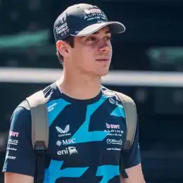 Así es el merchandising oficial del Road Show de Franco Colapinto en Buenos Aires