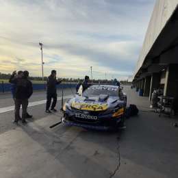 TC: Urcera prueba el Toyota Camry en el Autódromo Roberto Mouras de La Plata