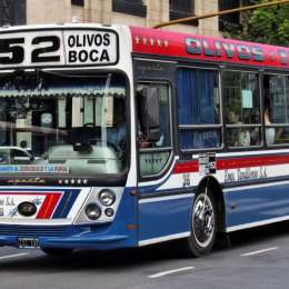 Cuáles son los bancos que ofrecen viajar gratis en subte y colectivo en el mes de mayo