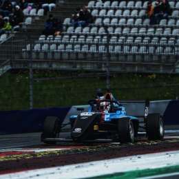 Emigró siendo menor, apostó por el automovilismo, fue campeón en Europa y hoy quiere llegar a la Fórmula 2