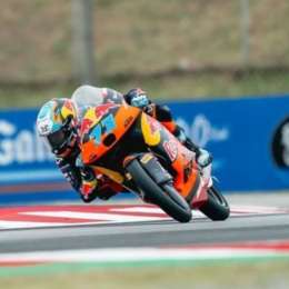 Moto3: Perrone voló y logró su primera pole position del año en el GP de Cataluña; Morelli largará desde la segunda fila