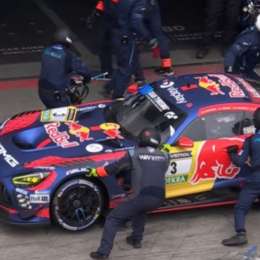 ¡Malas noticias! El Mercedes de Max Verstappen tuvo una falla cuando lideraba las 24 Horas de Nürburgring