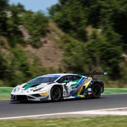 CIGT: buena remontada de Lautaro De la Iglesia durante la carrera sabatina en Vallelunga
