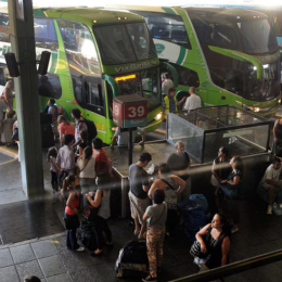 El Gobierno dejará de pagarle a las empresas por pasajes gratuitos de larga distancia para personas con discapacidad