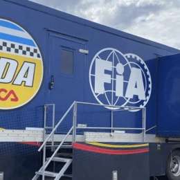 Baca respondió a las acusaciones por no facilitar licencias internacionales: "No son caprichos, hay un reglamento"