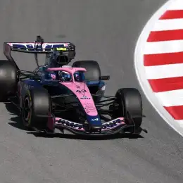 F1: Colapinto fue 14° en una FP3 marcada por el calor extremo antes de la clasificación en Barcelona