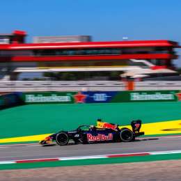 F3: ¿A qué hora y por donde ver a Mattia Colnaghi en el Gran Premio de Barcelona?