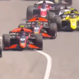 F2: gran largada de Varrone y un espectacular 2x1 para meterse en el top 5 en Barcelona