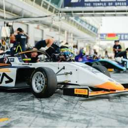 F4 Italiana: los pilotos del Alpha 54 Racing completaron la primera carrera en Monza