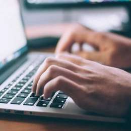 Los argentinos cambian Google por ChatGPT y otros asistentes: cómo se transforma la búsqueda de información