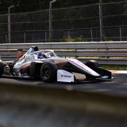 Eurocup 3: Trappa, Panetta y Barbuy giraron en el arranque de la cuarta fecha en Monza