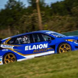 TC2000: el análisis de Vivian tras la clasificación: "Quedó un poco de cola el auto y se desbalanceó aerodinámicamente"
