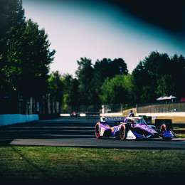 IndyCar: el Juncos Hollinger Racing quedó a las puertas del podio con Rinus VeeKay en Portland