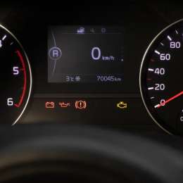 Atención conductores: ¿Qué significan las luces del tablero del vehículo?