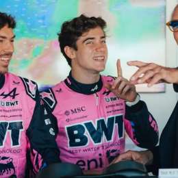 Briatore recordó a los pilotos que marcaron la historia de Enstone con una mención especial a Colapinto