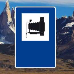 Atención conductores: ¿Qué significa la señal de tránsito de color azul con una cámara de fotos?