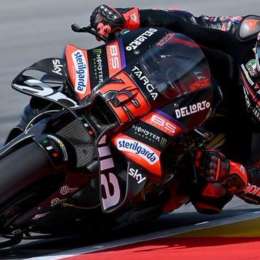 MotoGP: Bezzecchi se adeuñó de la pole position con récord de vuelta en Aragón