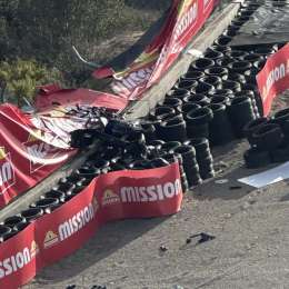 VIDEO: Brutal golpe en Laguna Seca: un Porsche atravesó la valla y desapareció entre los árboles