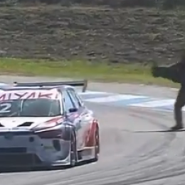 TC2000: ¡Hasta las lágrimas! El emotivo festejo de Ponce de León tras su triunfo en Junín